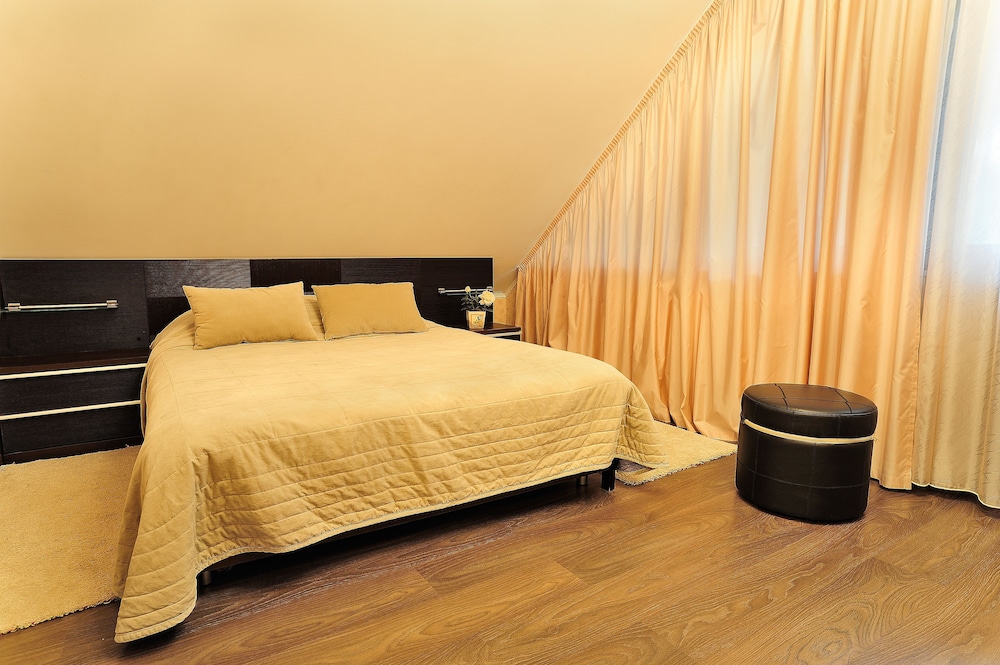 Villa photo 1