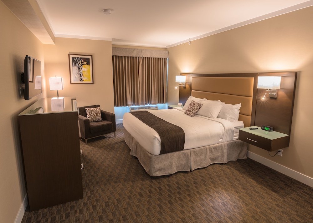Deluxe Room, 1 King Bed
