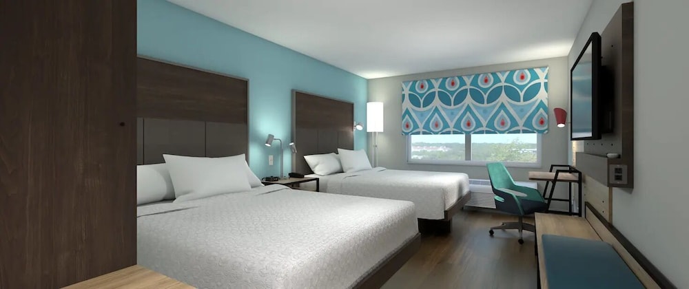 Room, 2 Queen Beds - Photo 1