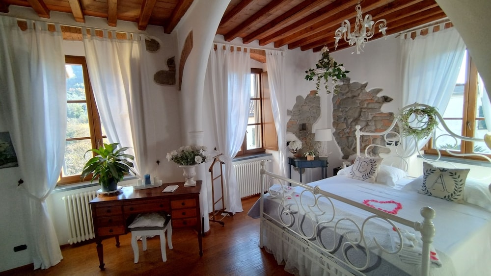 Deluxe Room, Garden View photo 3