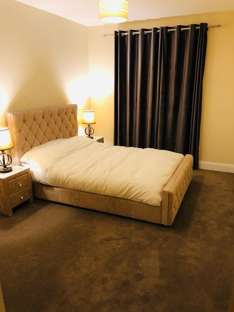 Executive Apartment photo 2