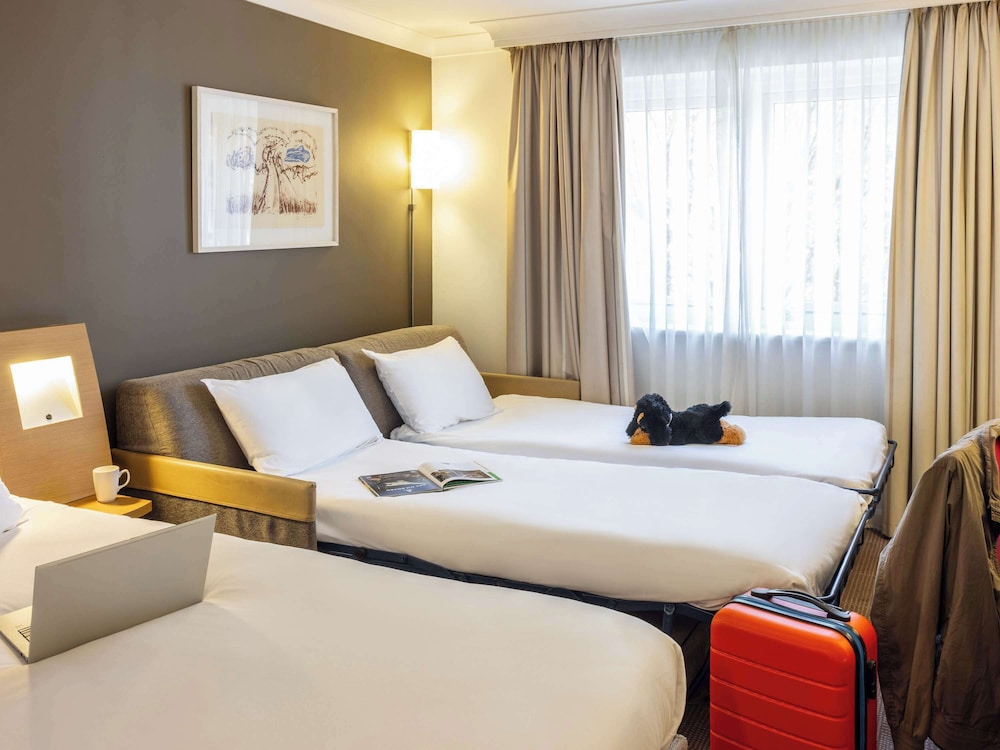 Superior Room, 1 Queen Bed with Sofa bed - Photo 6