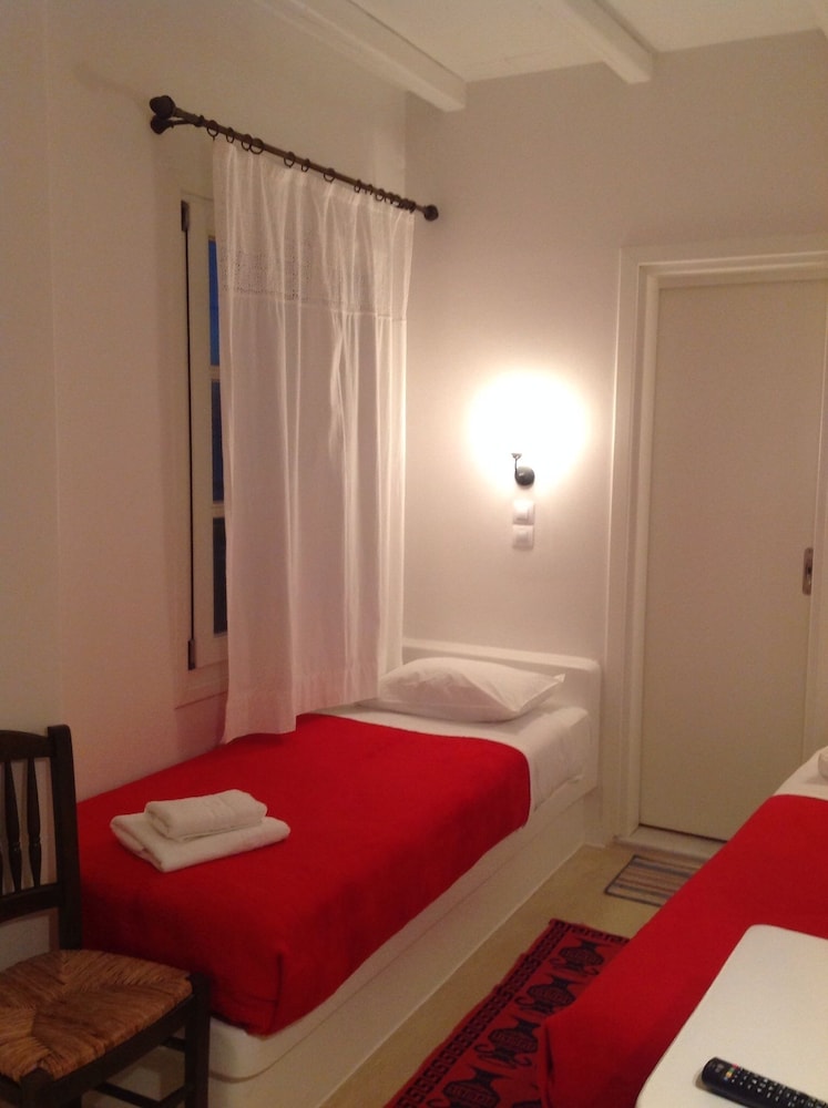 Standard Room photo 3