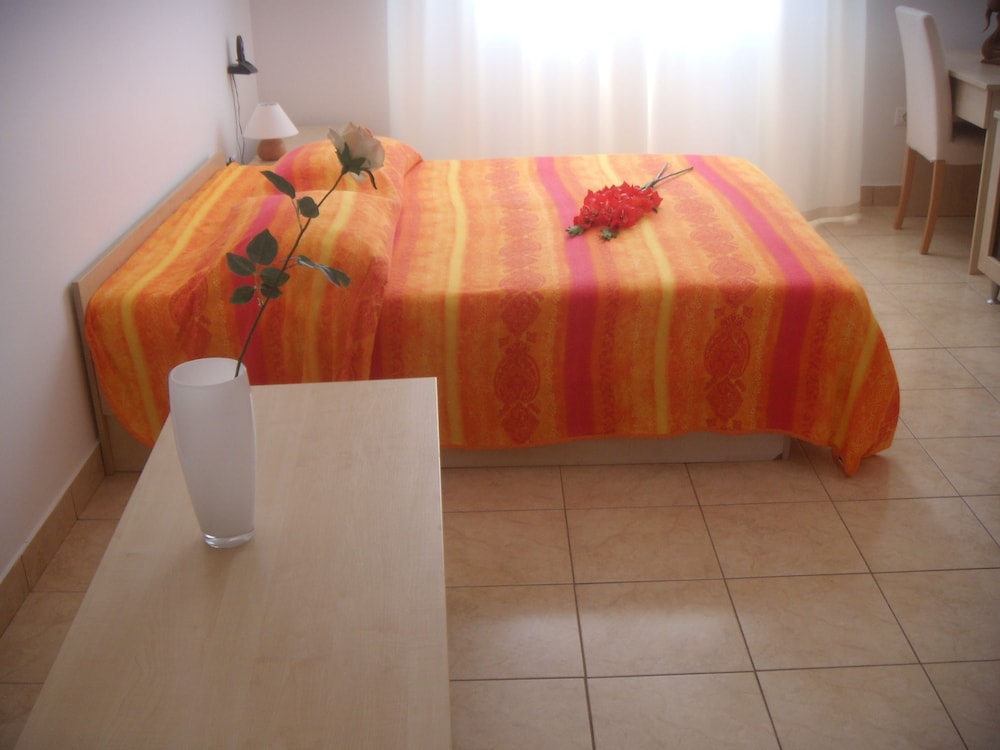 Studio, Kitchen, Sea View