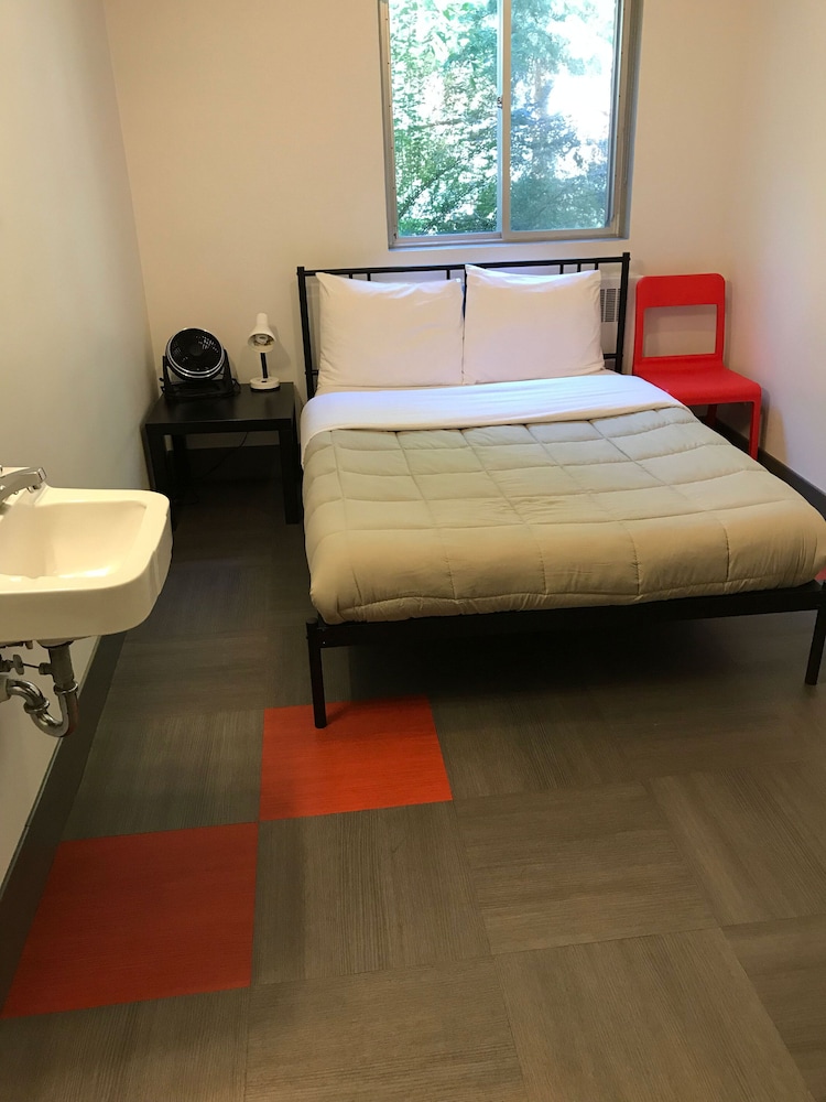 Double Room, Shared Bathroom (Private)