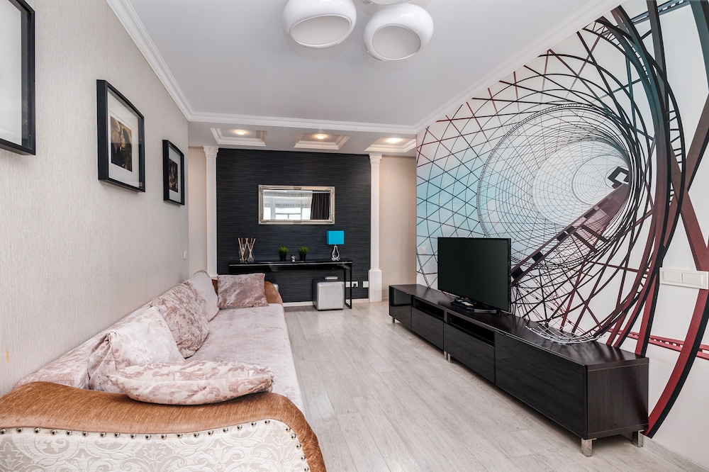 Comfort Apartment, 2 Bedrooms (Gorodskoy Val 9) photo 1