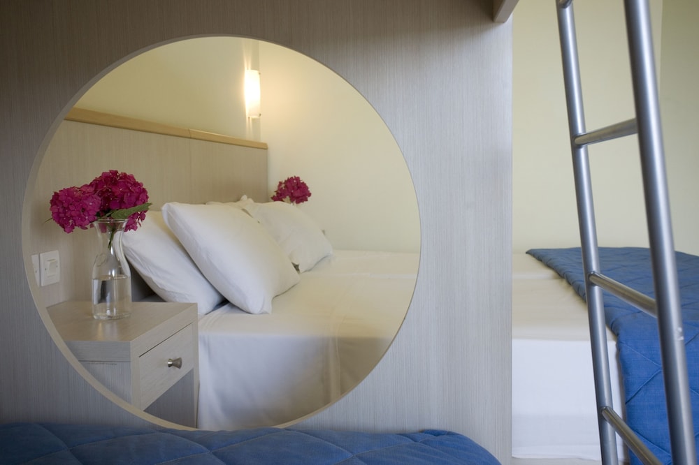 Family Double or Twin Room, Garden View - Photo 2