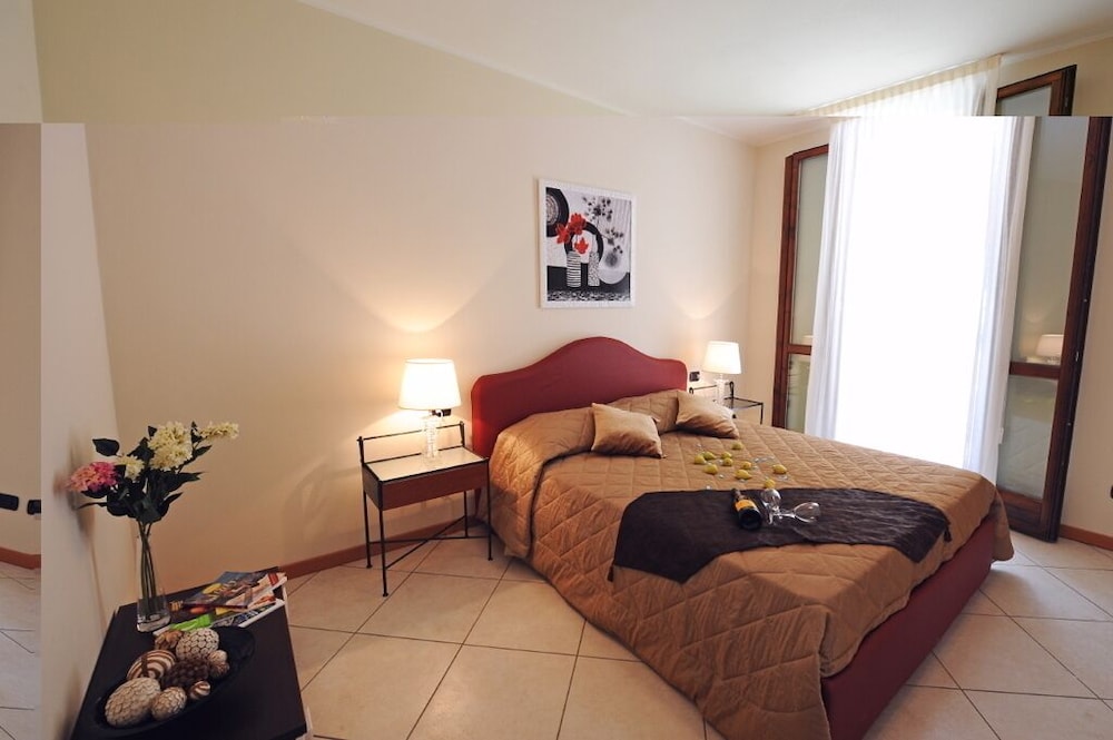 Family Apartment, 1 Double Bed with Sofa bed, Mountainside (Residence Eden Camelia 5) photo 1
