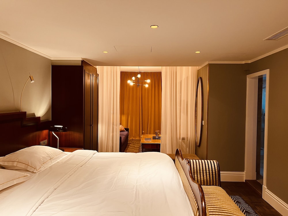 Superior Double Room (Prestige) - Photo 7