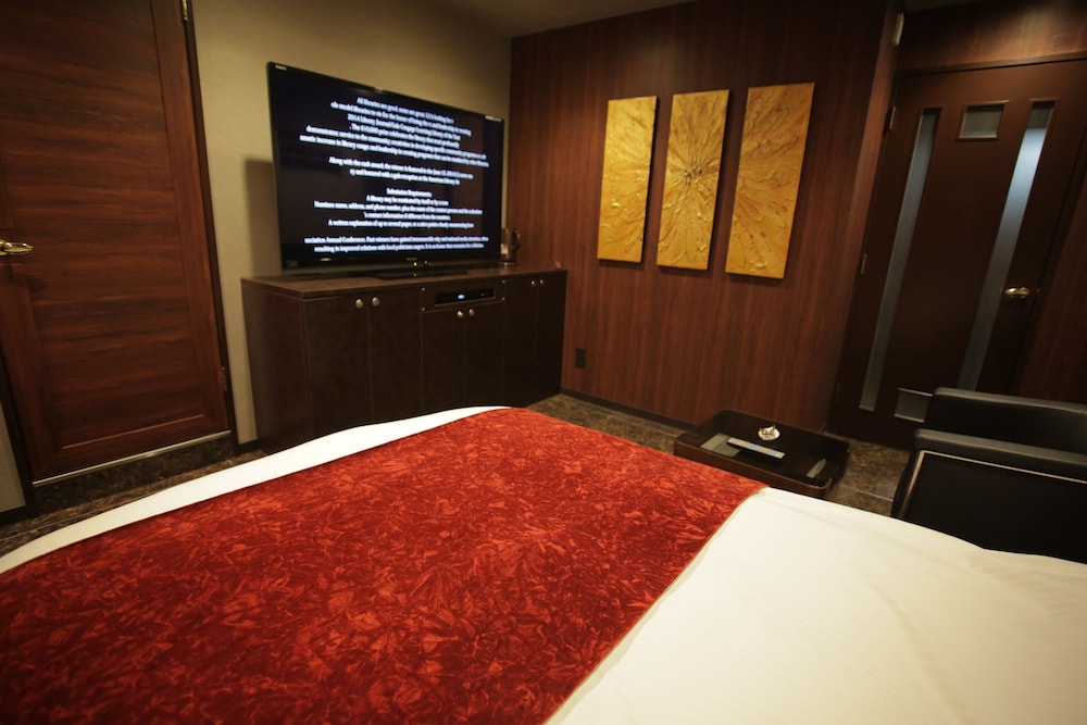 Basic Double Room photo 2