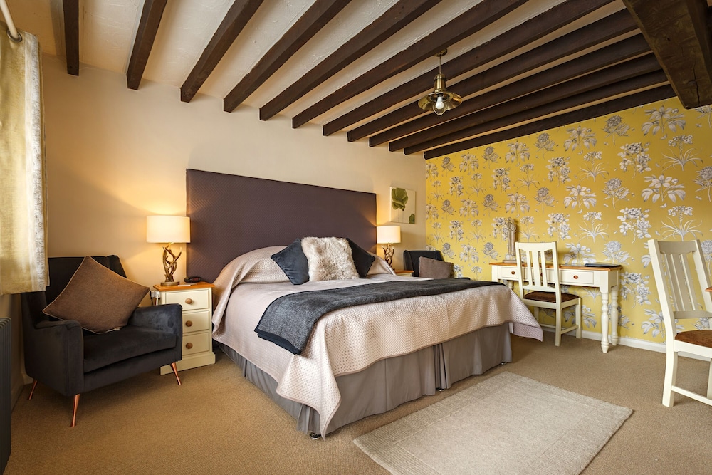 Twin Room, Ensuite photo 3