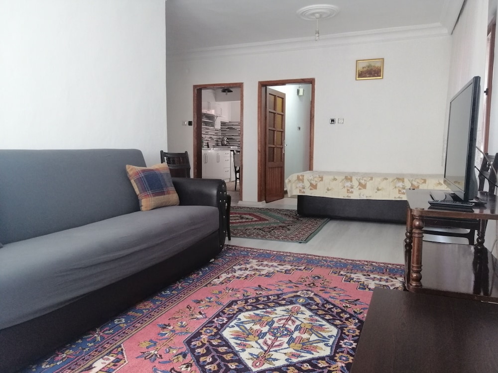 Apartment photo 3
