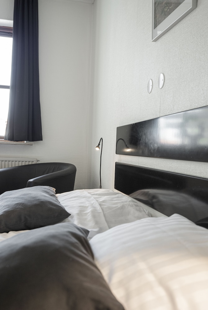 Standard Room photo 3