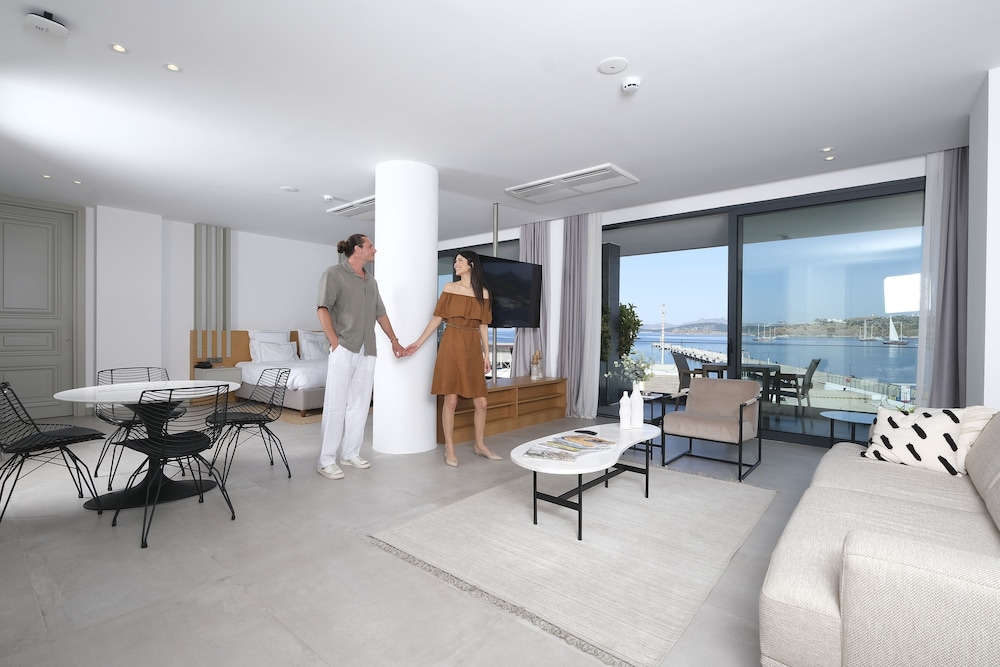 Suite, Sea View photo 3