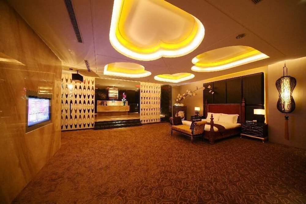 Deluxe Double Room, Jetted Tub