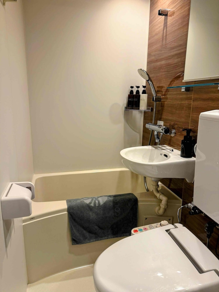 Standard Twin Room, 2 Twin Beds, City View