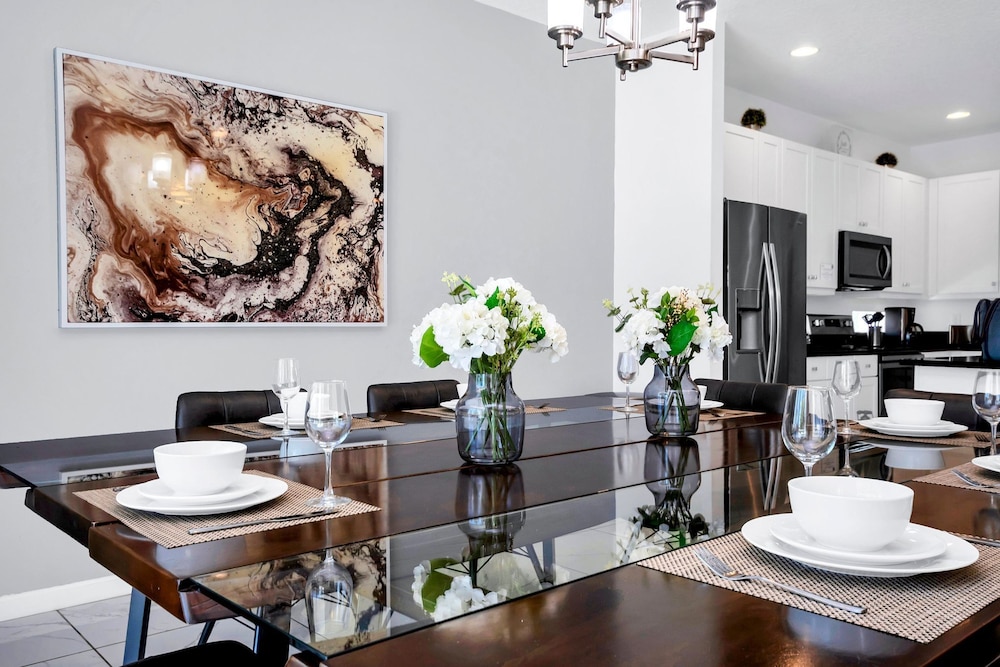 Luxury Home at Sonoma 9 En-suites Son102, Photo 2