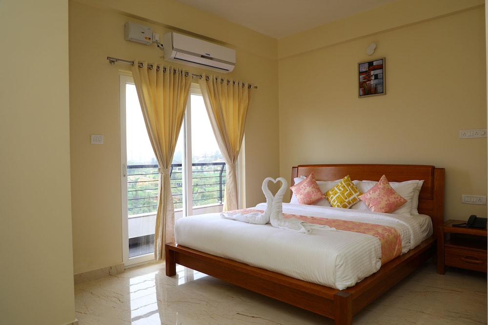 1 BHK photo 1