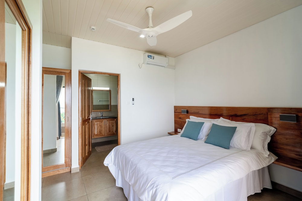 Family Apartment, 2 Bedrooms, Kitchen, Sea View photo 2