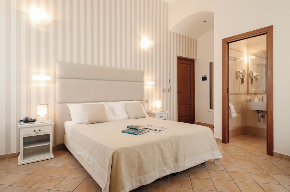 Superior Double Room, 1 Double or 2 Twin Beds