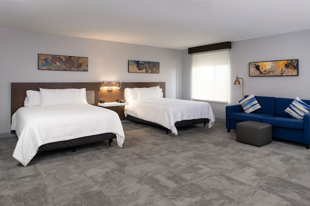 Suite, Two Queen Beds, Accessible - Photo 1