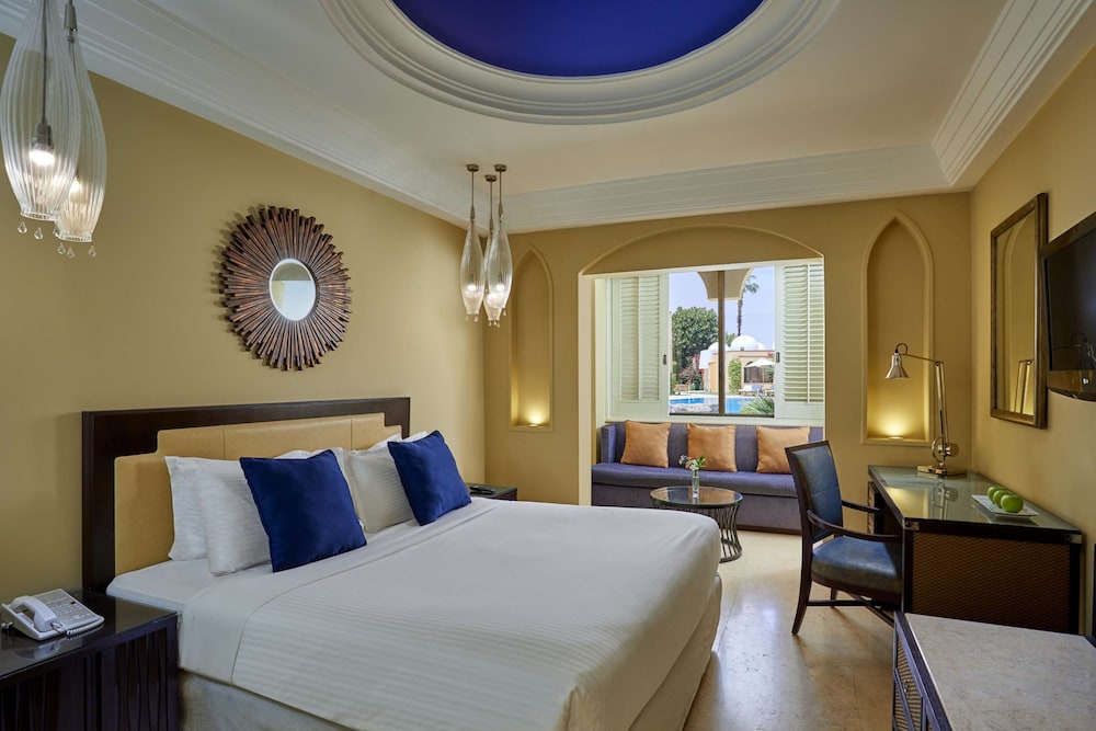 Superior Room, 1 King Bed, Garden View (King) - Photo 1