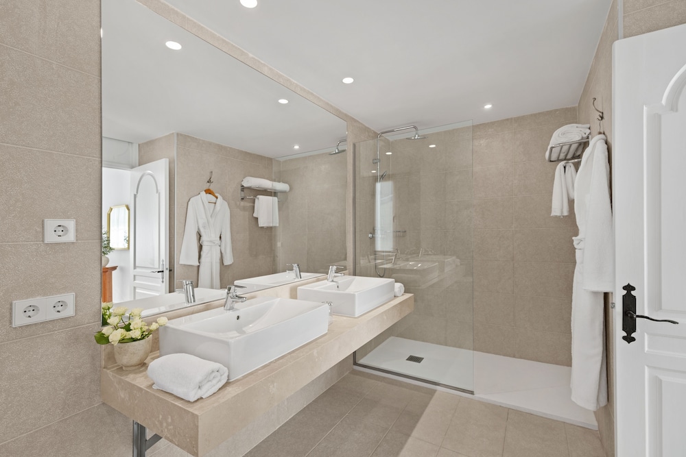 Suite, Terrace, Pool View photo
