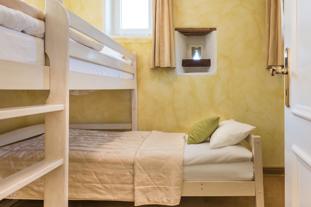 Junior Suite, 2 Bedrooms photo 2
