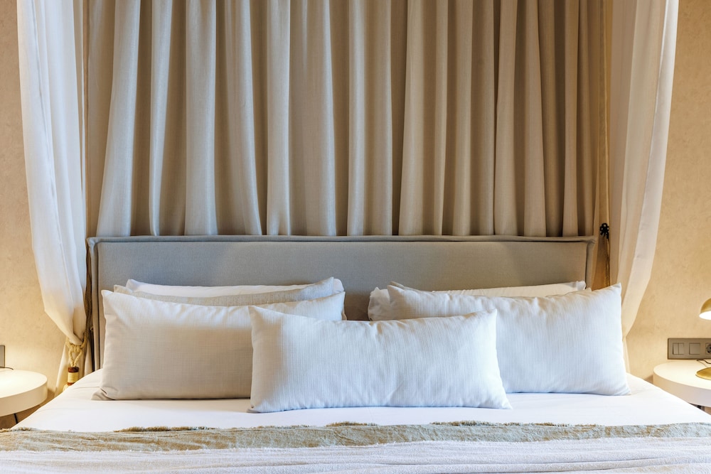 Standard Double Room, Partial Ocean View photo 3