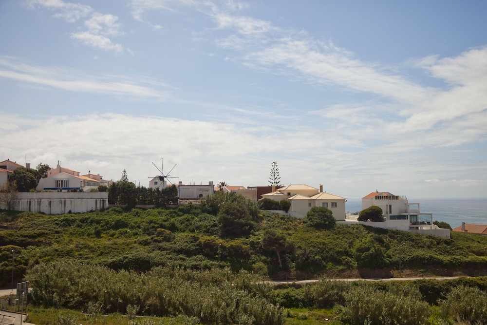 Shared Dormitory, Mixed Dorm, Shared Bathroom, Sea View (Atlantic Ocean 6 Beds) photo 2