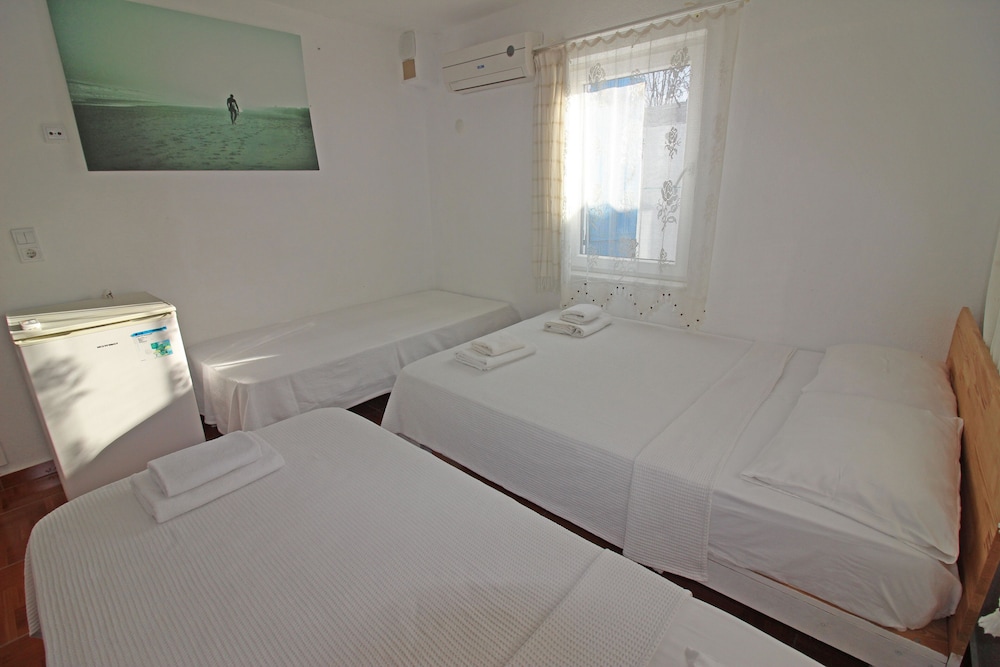 Standard Quadruple Room, Sea View photo 1