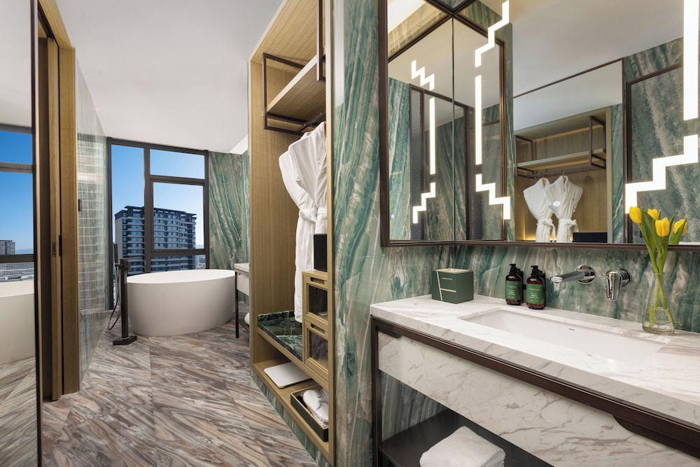 Premium Room, 2 Double Beds, Club Lounge Access photo 3