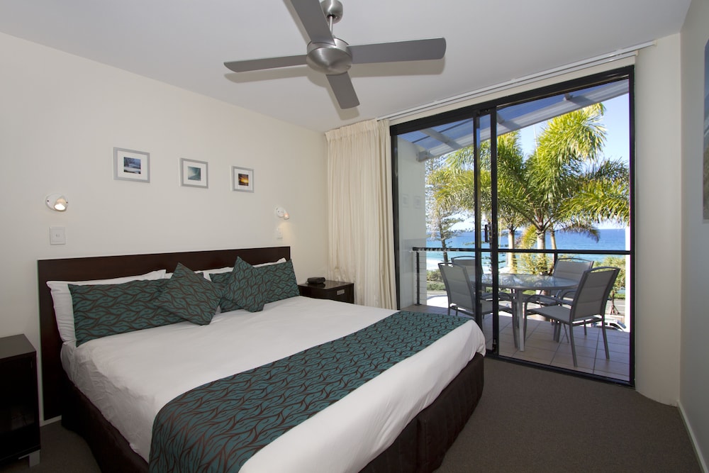 2 Bedroom Beachfront Apartment