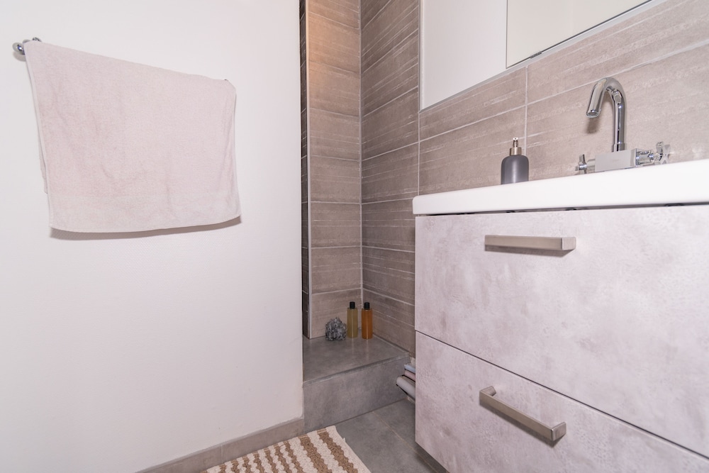 Stylish Classic Room - Photo 2