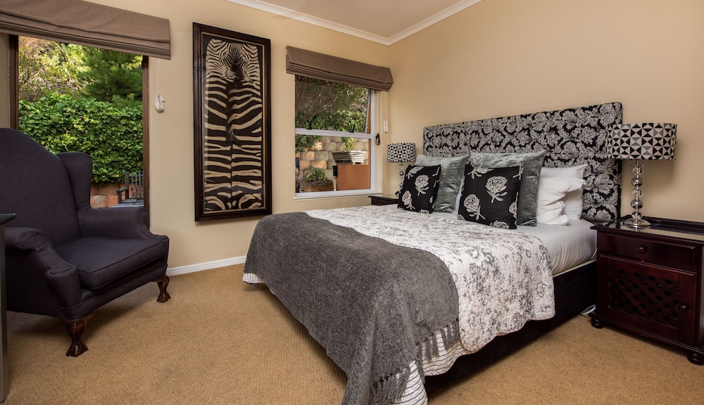 Double Room, Mountain View - Photo 1