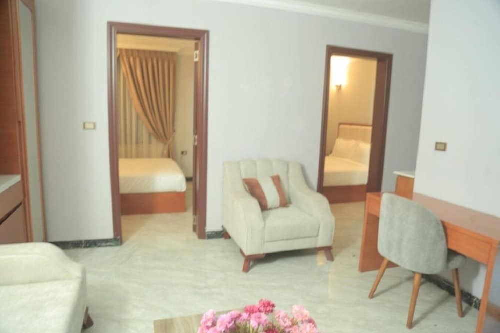 Business Apartment
