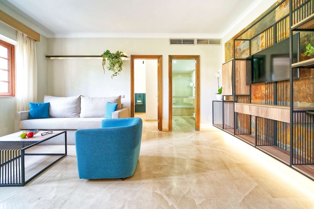 Senior Suite (5) photo 2