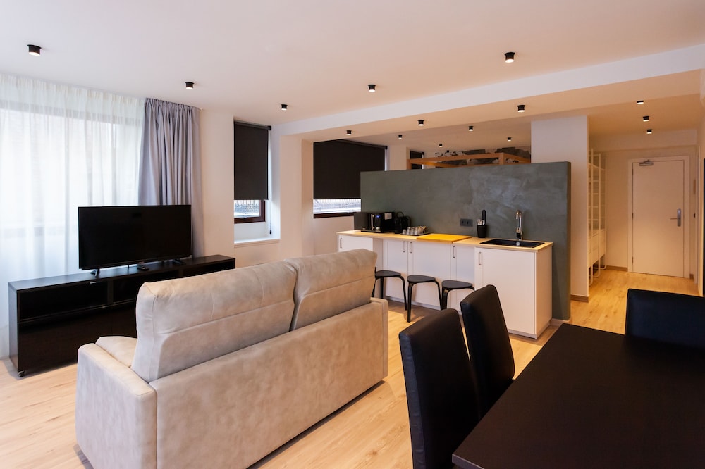 Exclusive Studio Suite