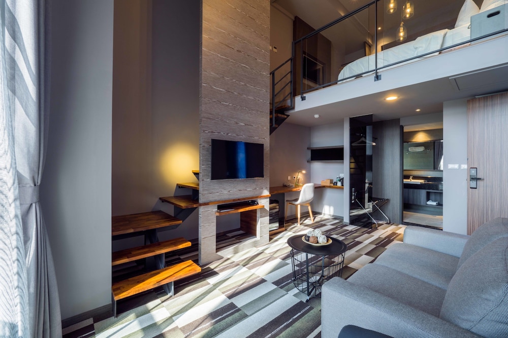 Grand Loft