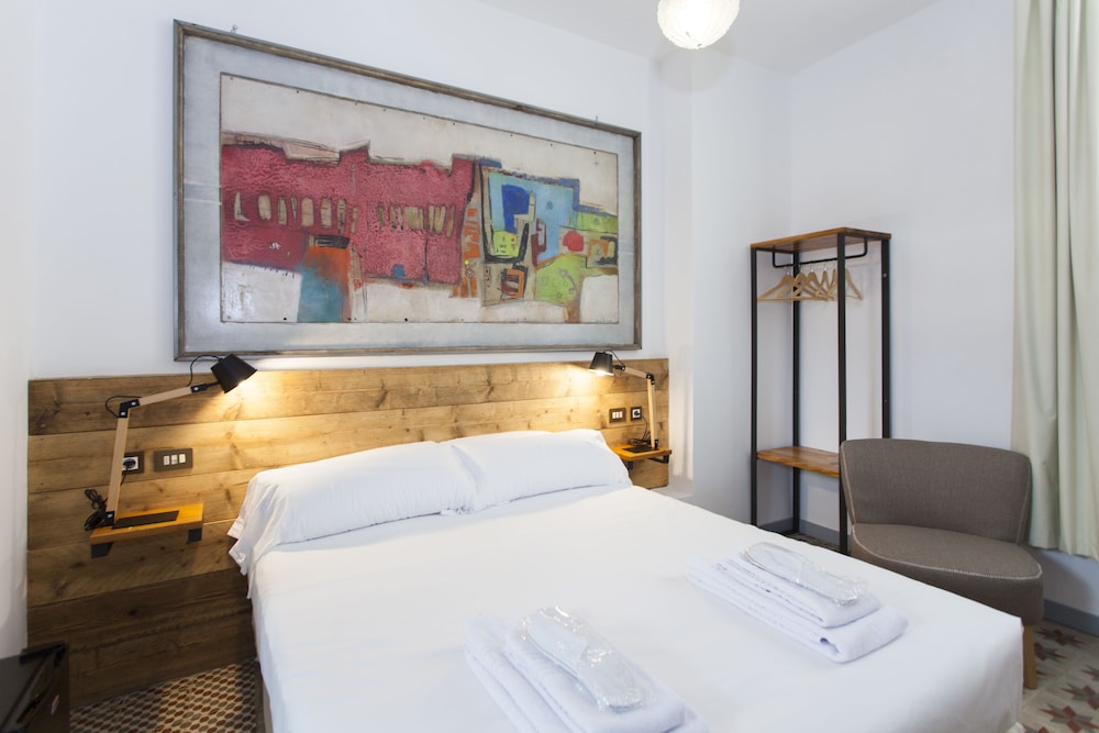 Classic Double Room, 1 Queen Bed, City View - Photo 4