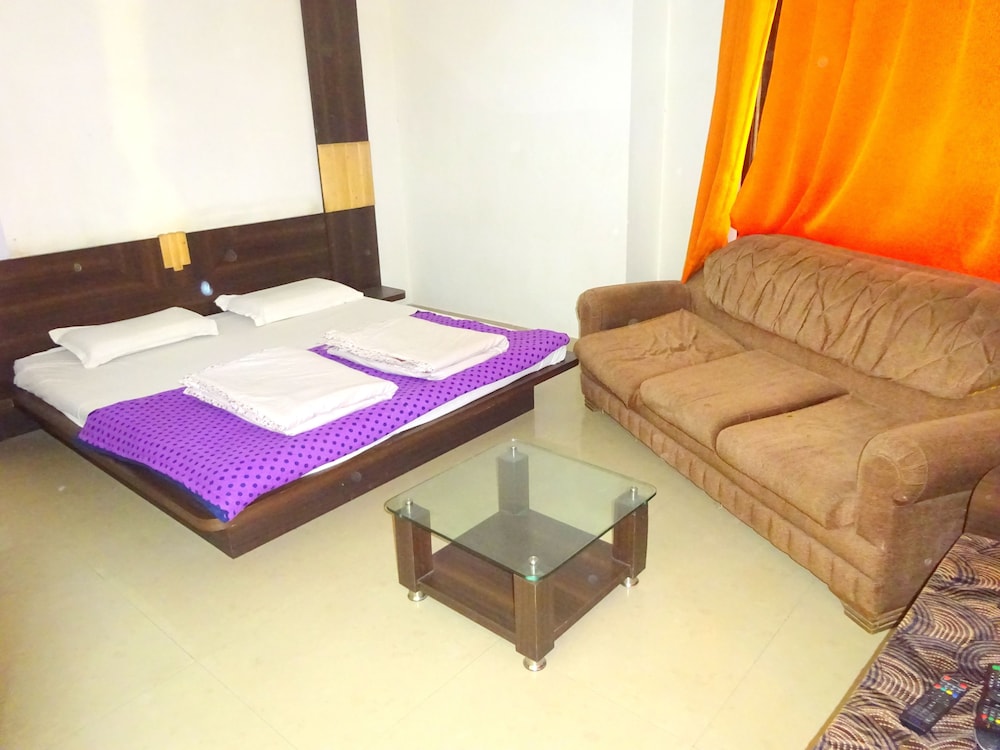 Deluxe Room, Multiple Beds photo 1