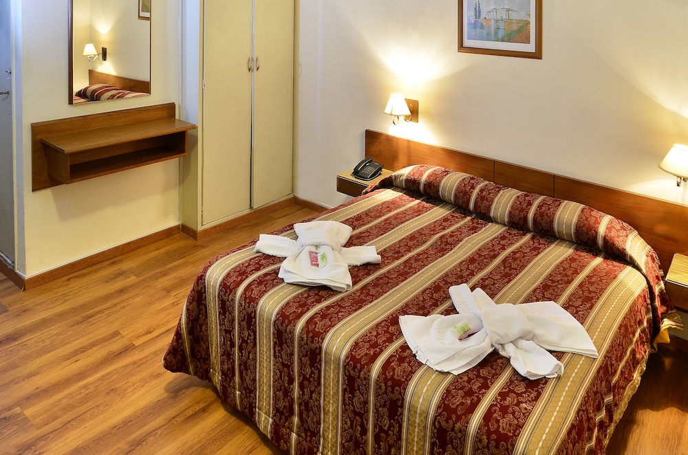 Double Room - Photo 2