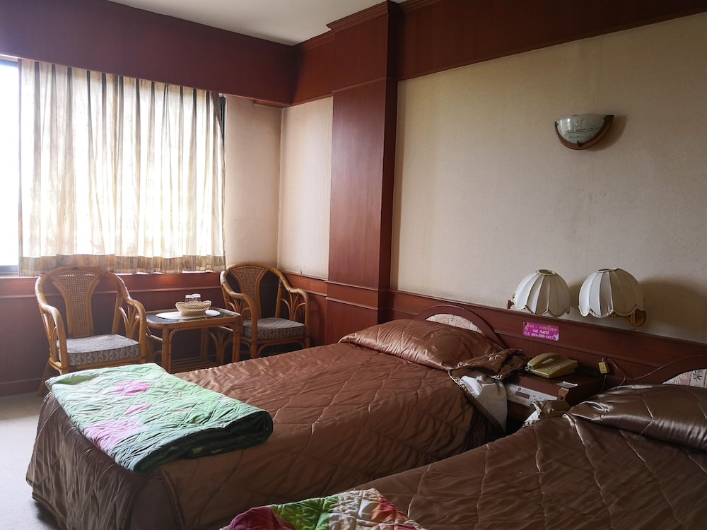 Standard Twin Room, 2 Twin Beds, Non Smoking photo 1