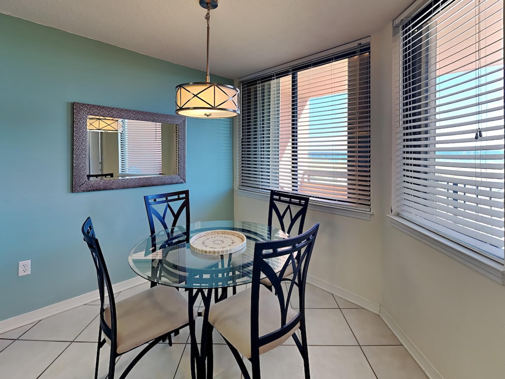 Condo, 1 King Bed with Sofa bed, Balcony, Ocean View (#102 - No Pets) photo 3
