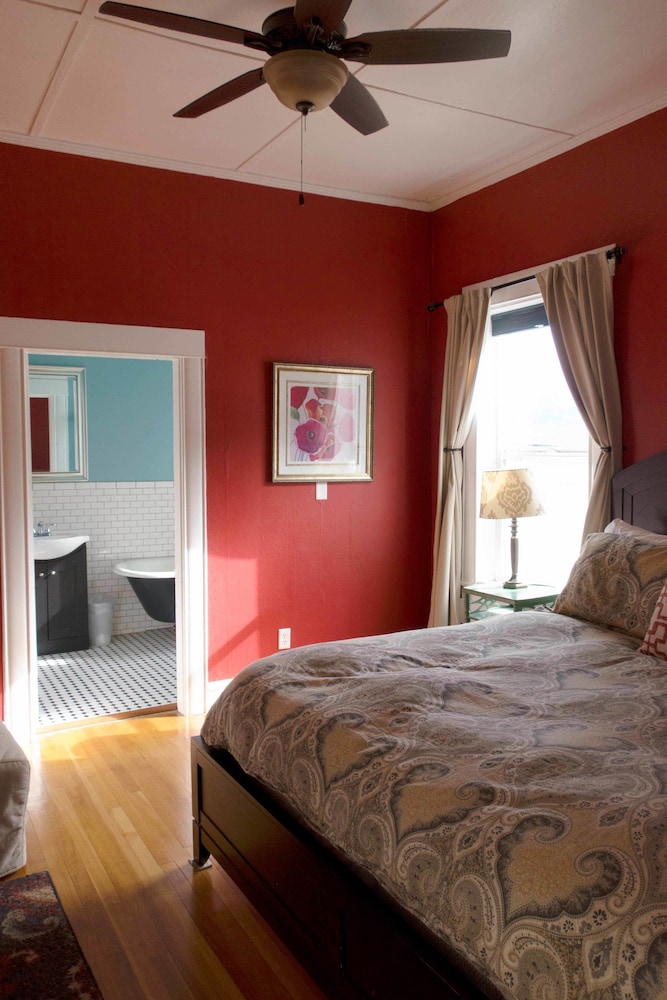 Wilderness Suite photo 2