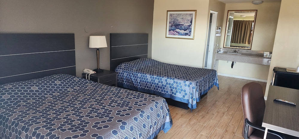 Economy Room photo 1