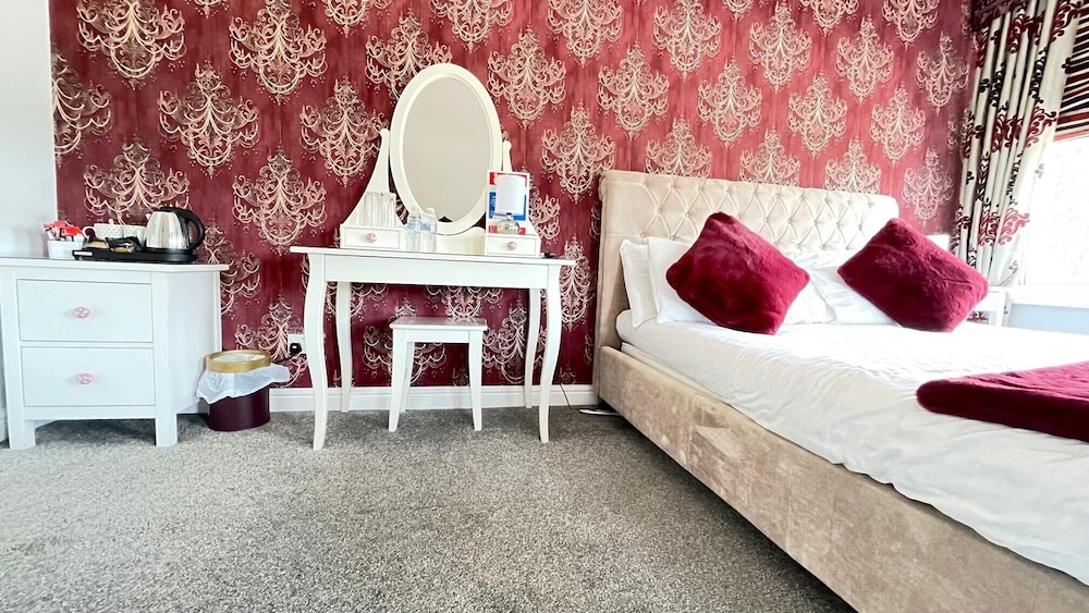 Double Room, Ensuite (Marine View) - Photo 4