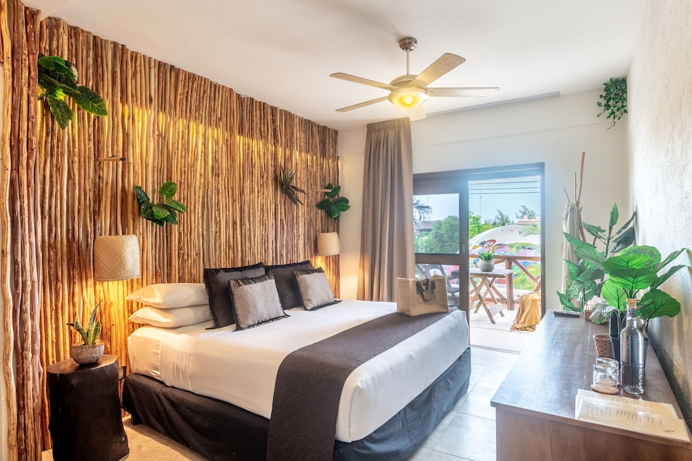 Room, 1 Double Bed, Balcony, City View