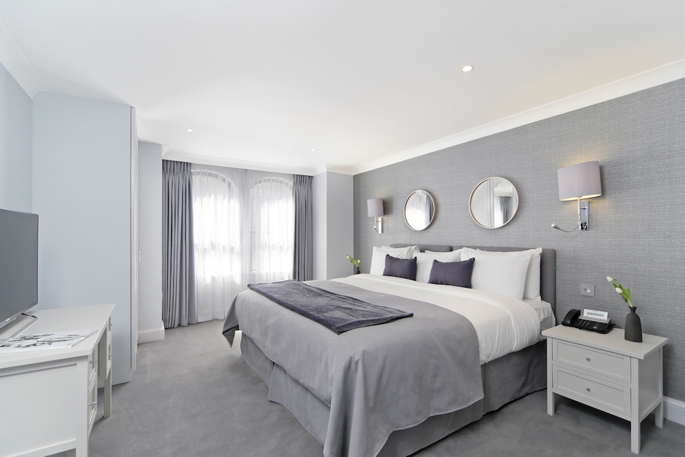 Mayfair suite, 3 Bedroom Apartment photo 3