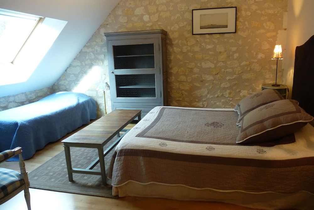 Family Triple Room (Blue) photo 1